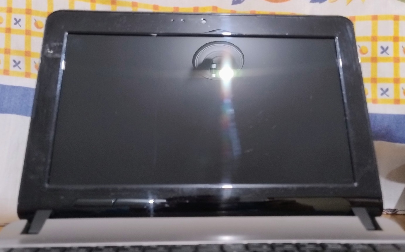 Netbook Positivo 11" Windows 7 - Imagem 9