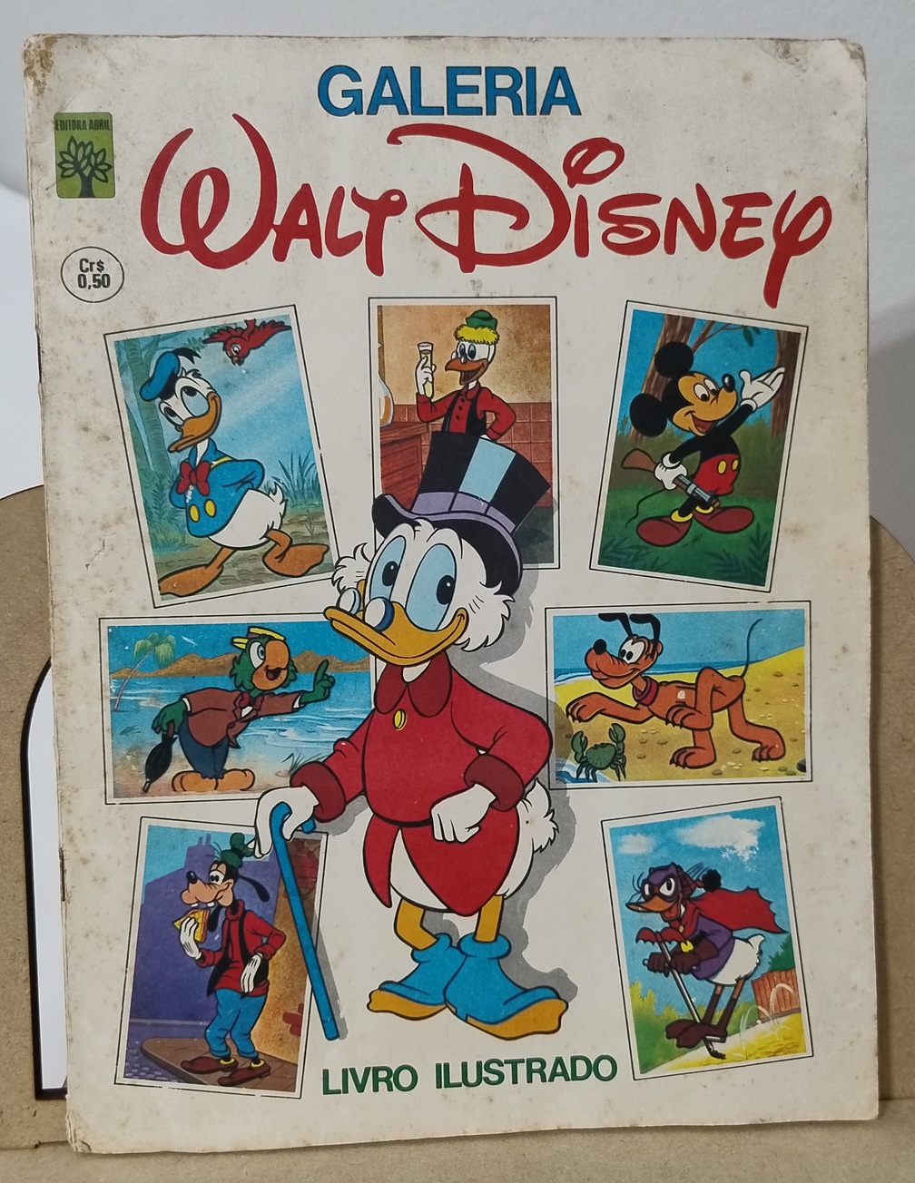 Álbum Walt Disney 1976 completo