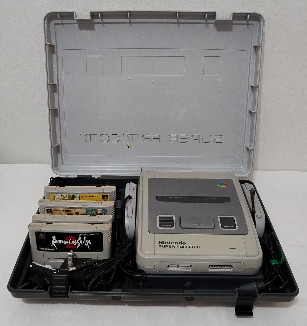 Super Famicon completo e original na Maleta Oficial