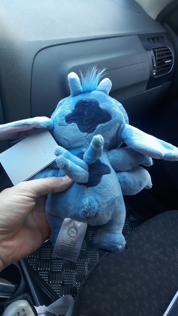 Stitch de pelúcia com 4 braços - Imagem 2