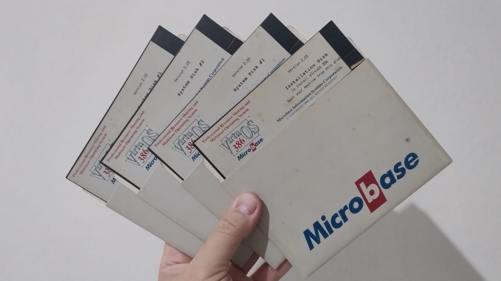 VirtuOS 386 PC - Imagem 2