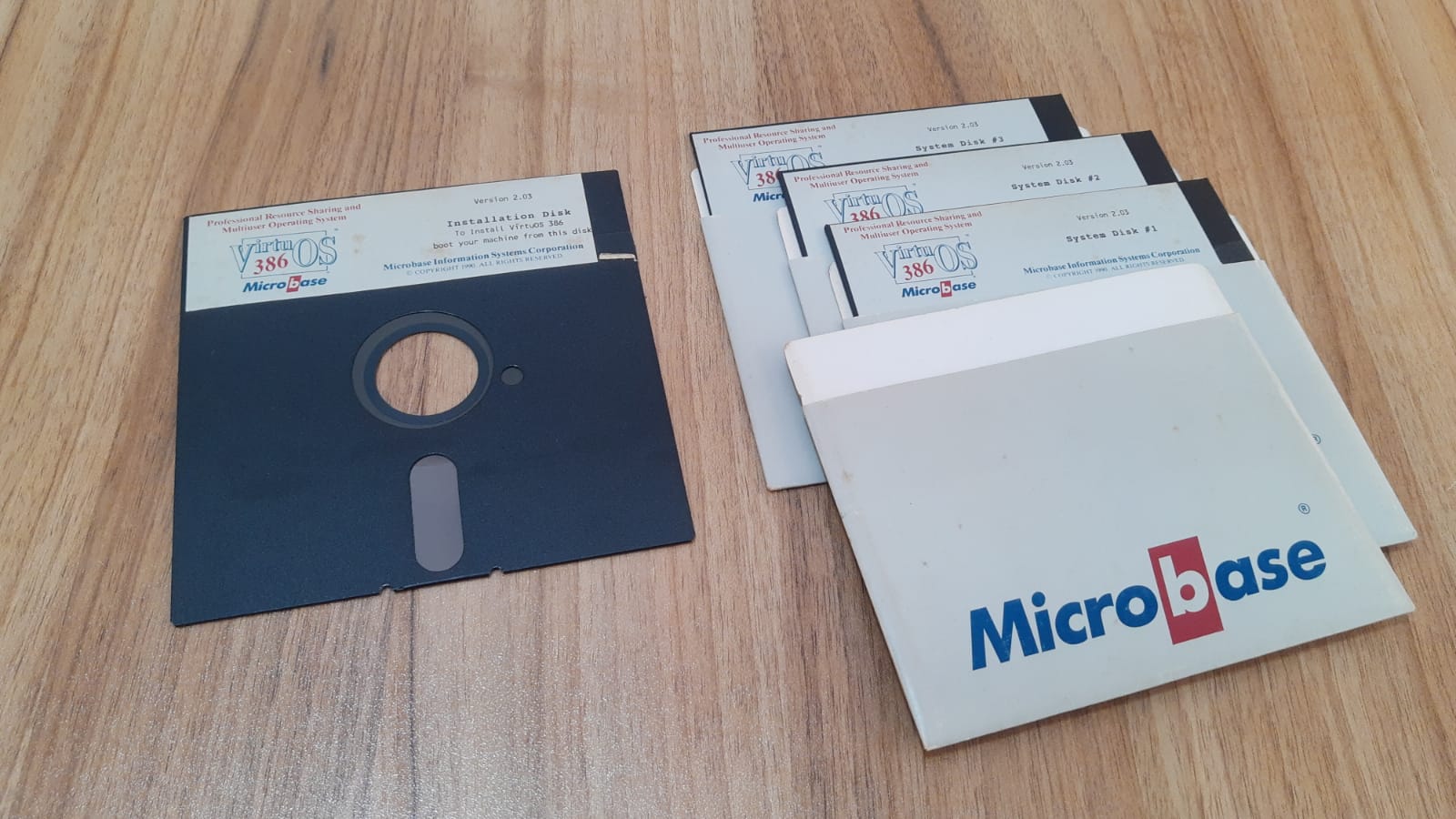 VirtuOS 386 PC - Imagem 3